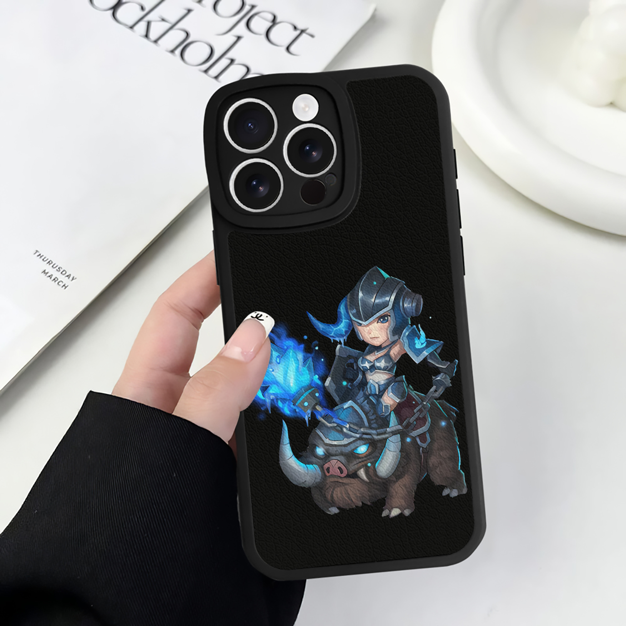 リーグ・オブ・レジェンド League of Legends LOL 【iPhone 16シリーズ対応】シリコンスマホケース（レザー調） 材質：シリコン